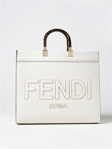 fendi bedacht|Fendi bag.